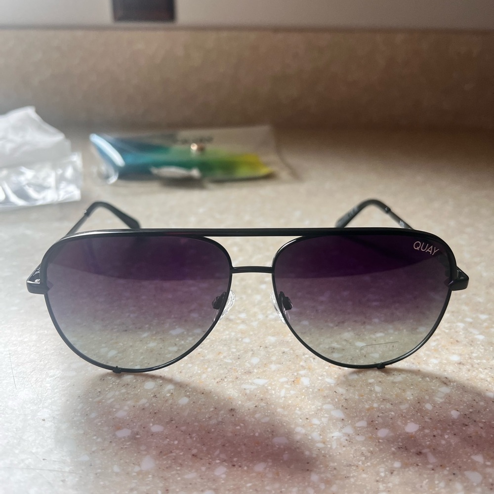 Quay Australia High Key Black Sunglasses with Fade Polarized Lens BRAND NEW